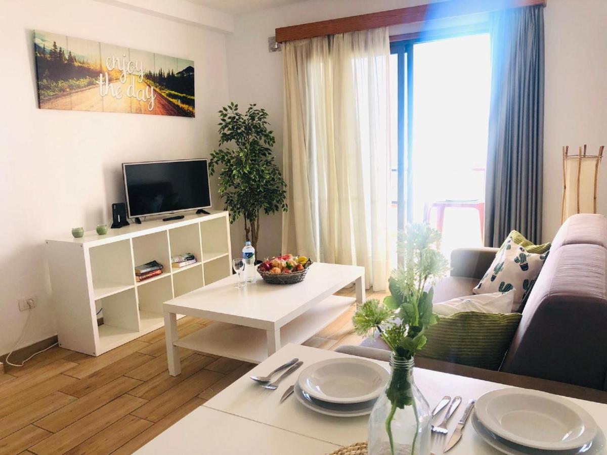 Amazing Sea Views In Cactus Blanco Apartman Los Cristianos  Kültér fotó